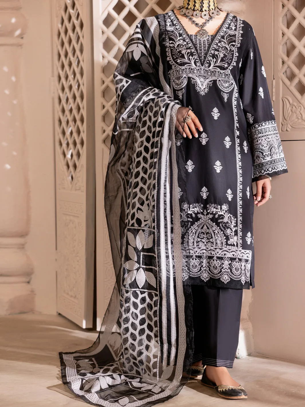 Black Cambric 3 Piece Unstitched - ALP-3PS-1907