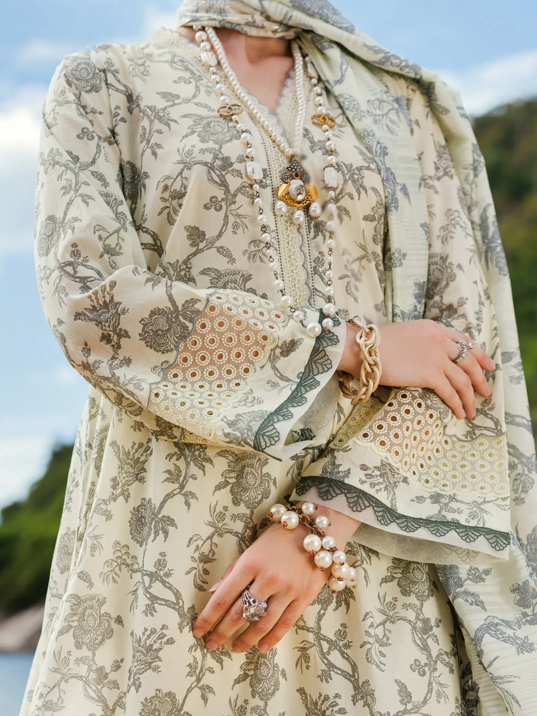 Cream Lawn 3 Piece Unstitched - ALP-3PS-1806