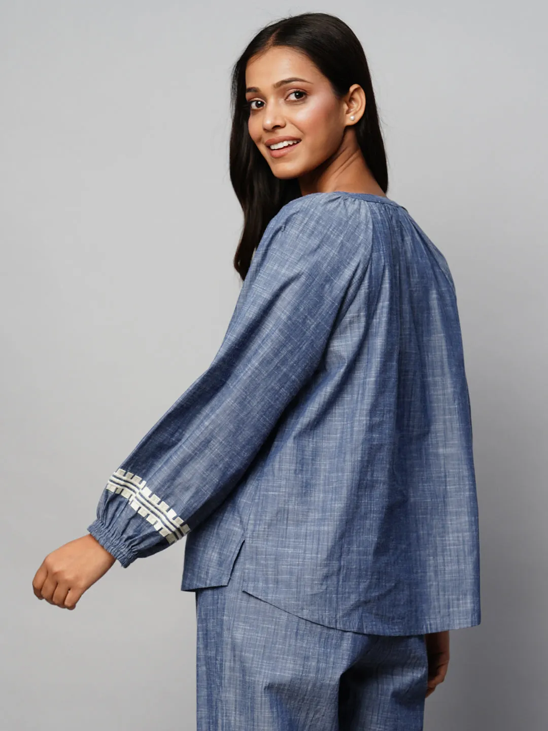 Crosshatch Cotton Chambray Embroidered Raglan Sleeve Tunic Top