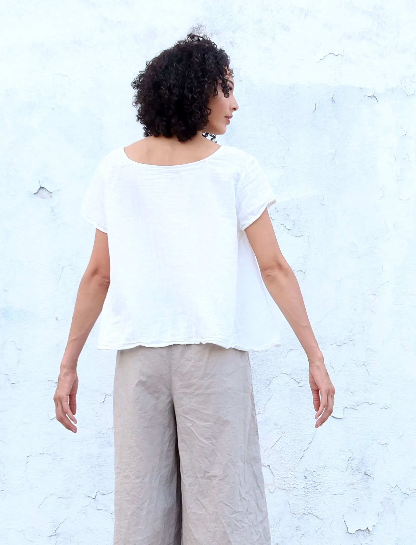 Everyday Wanderer Cropped Shirt