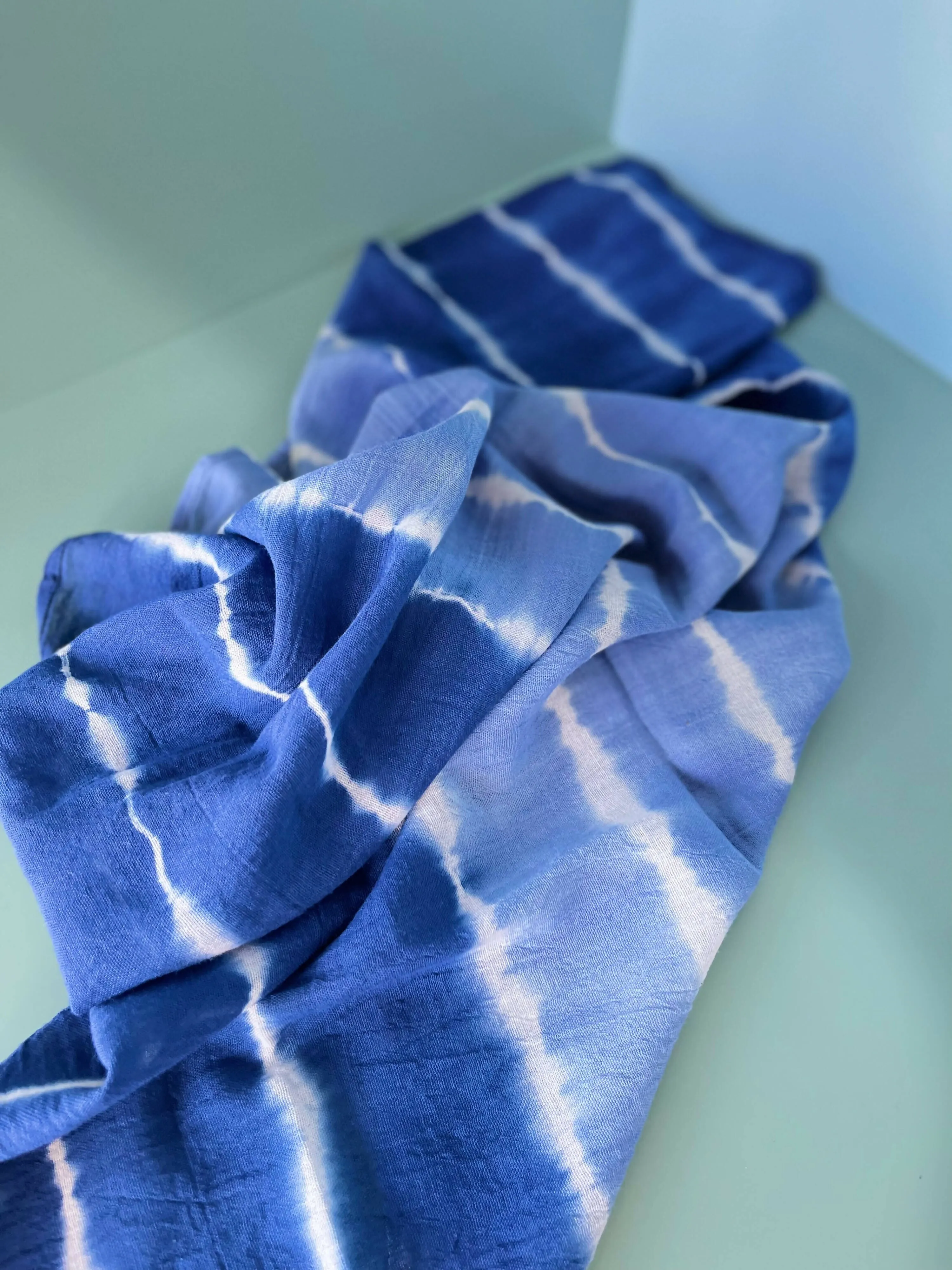 Natural indigo tie dyed square scarf, blue gradient dyed neck wrap, head bandana, tea towel, 65cm * 65cm.