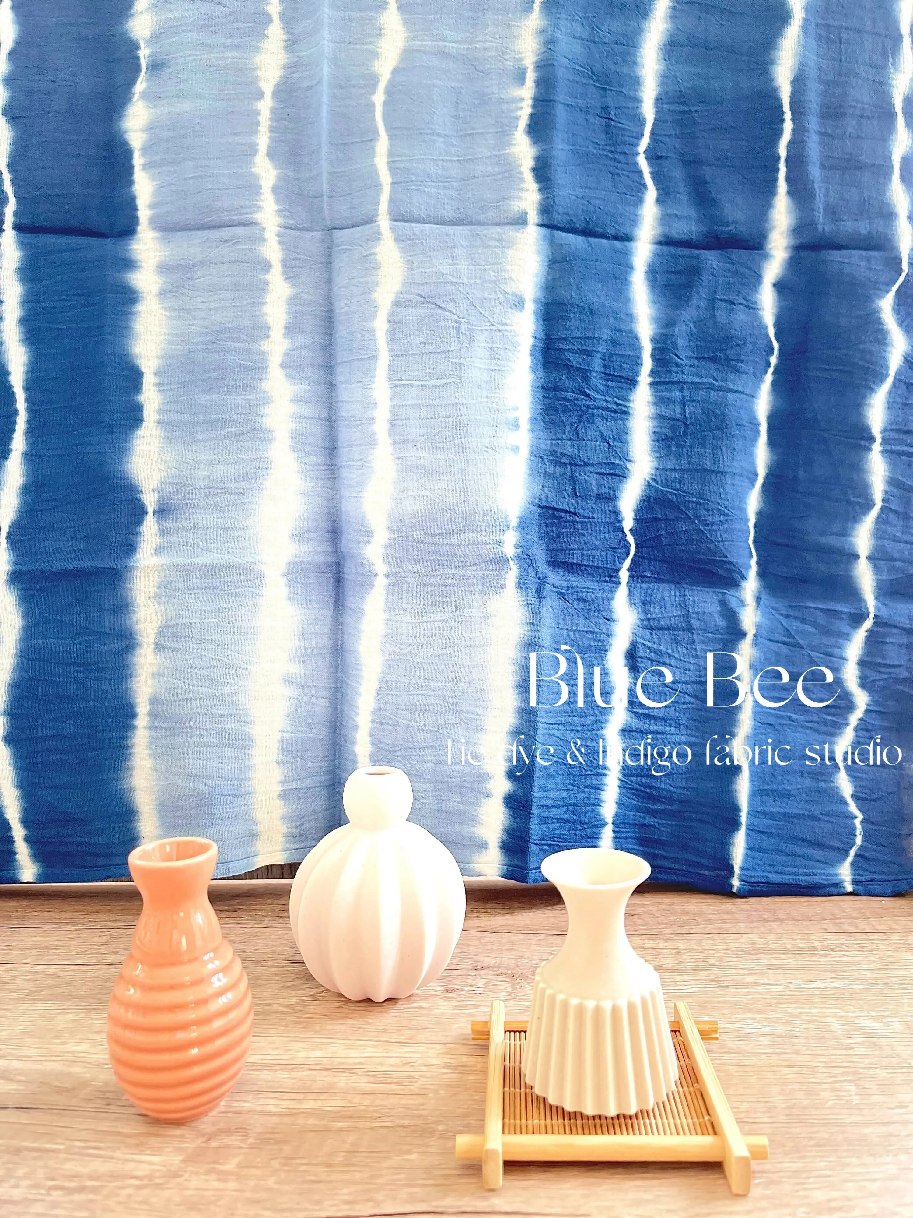Natural indigo tie dyed square scarf, blue gradient dyed neck wrap, head bandana, tea towel, 65cm * 65cm.