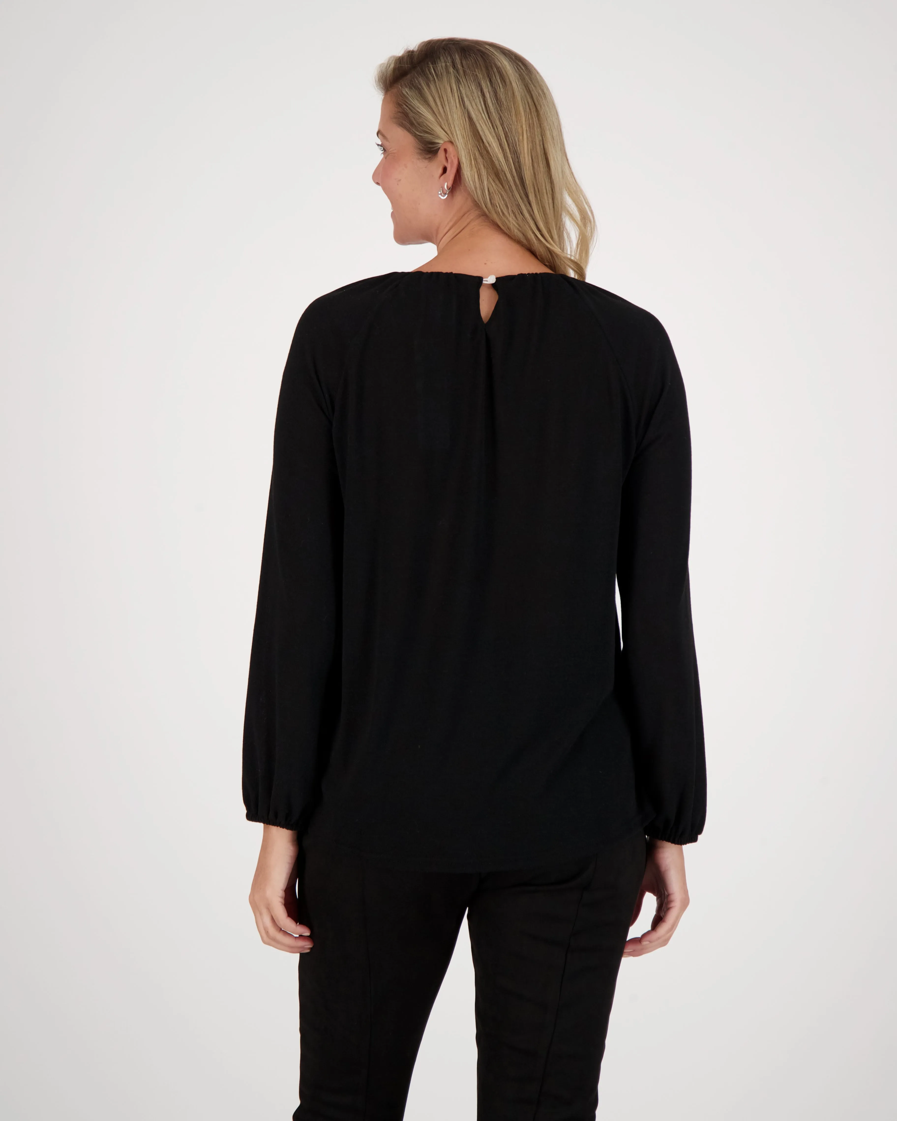 O-Ring Cut Out Neck Long Sleeve Top