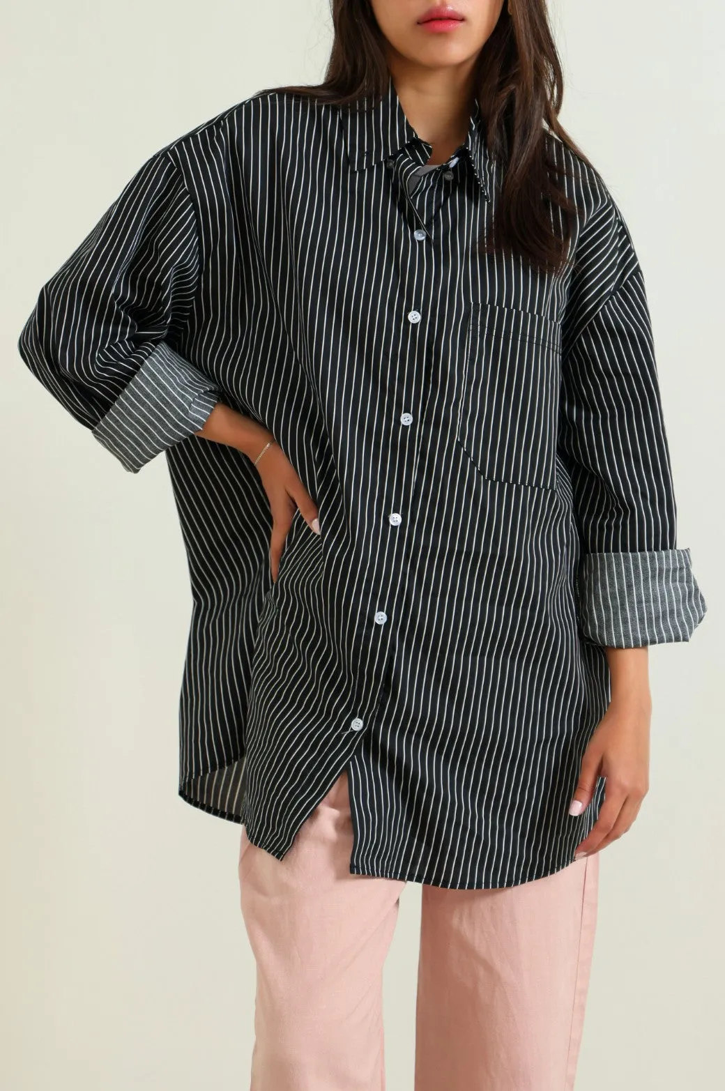 OVERSIZED STRIPED BUTTON DOWN
